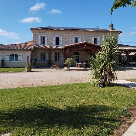 Chambres d'Hôtes La Prévôté Périssac Exterior foto
